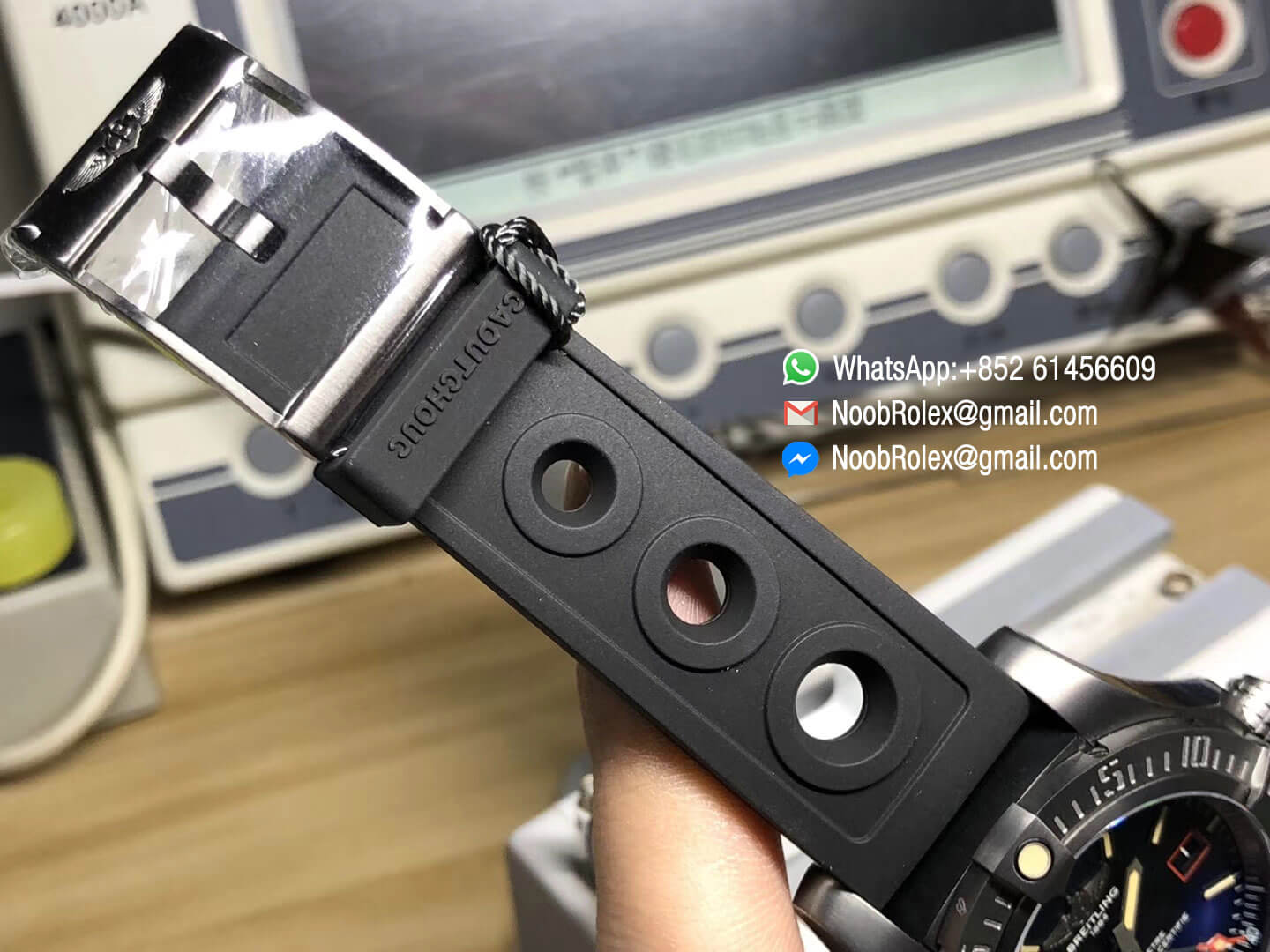 Breitling Avenger Blackbird V1731110 DLC Black On Titanium Case Black Dial On Black Rubber Strap GF Best Copy Quality