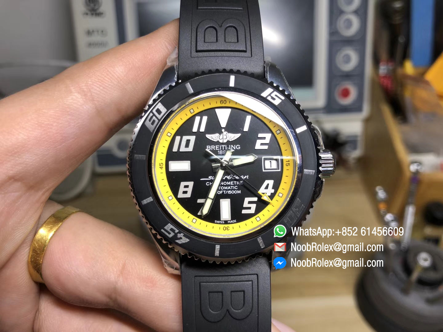 Superocean Chronometre Abyss A1736402 Stainless Steel Case Black Dial Yellow Inner Bezel On Black Rubber A2824 GMF High Quality