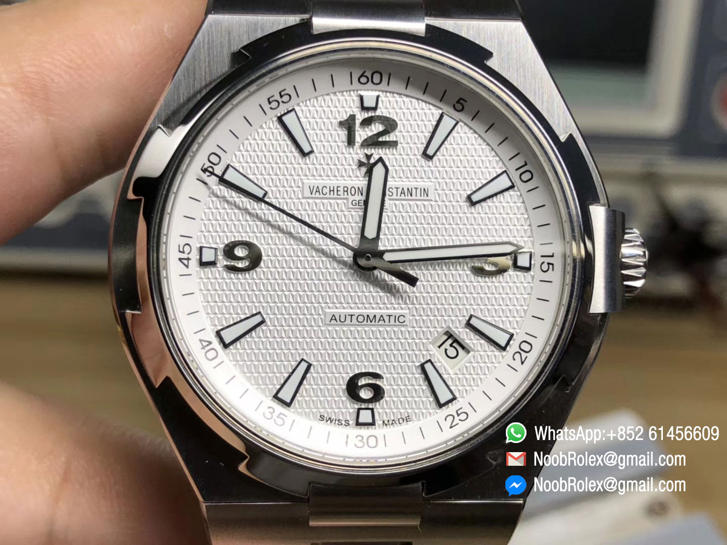Vacheron Constantin Overseas 47040 Automatic Stainless Steel Case White Textured Dial On Stainless Steel Bracelet Miyota 9015 JJ Factory Top Quality