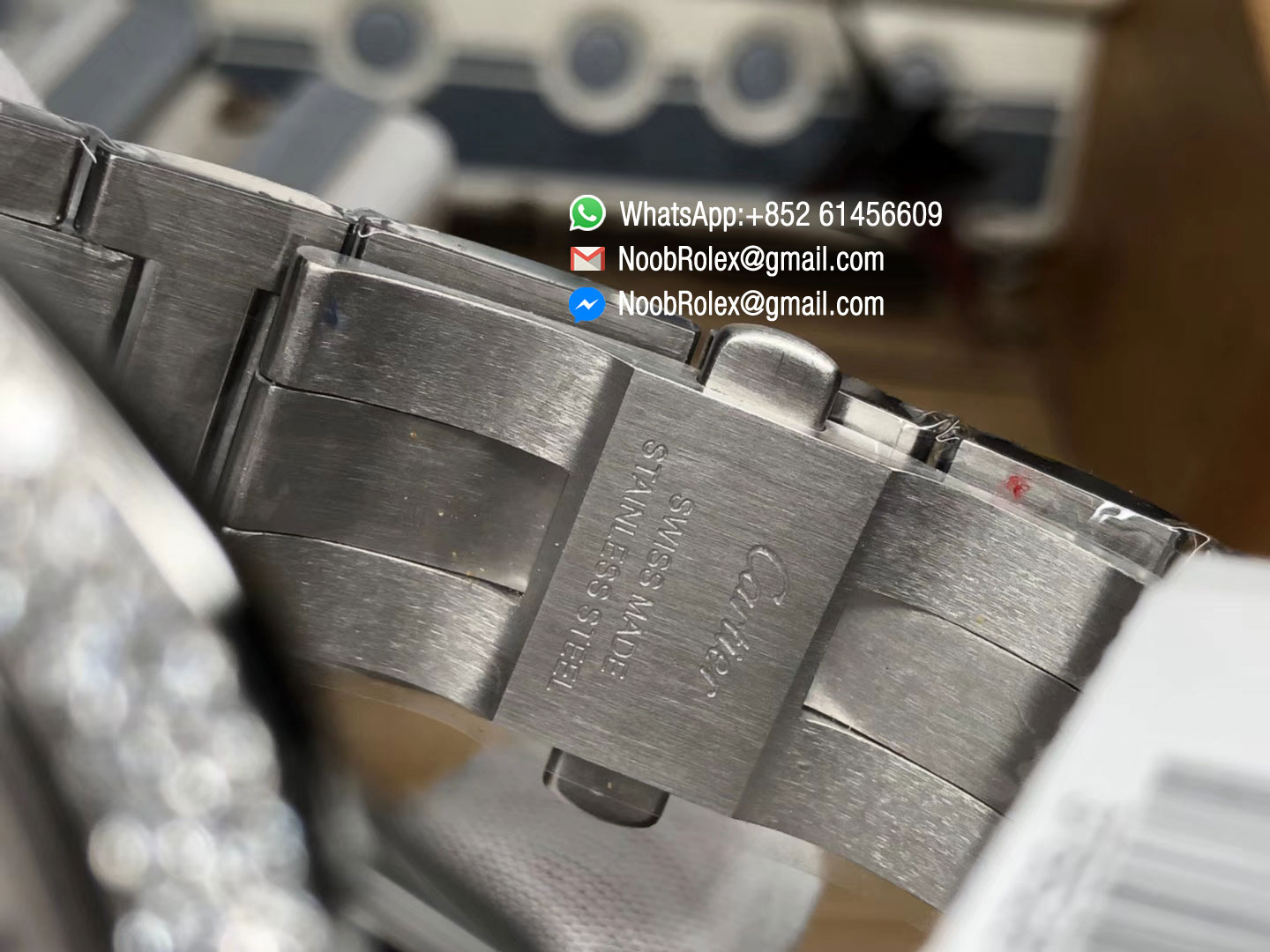 Ballon Bleu de Cartier 42mm Diamond Bezel Silver Textured Dial with Date Stainless Steel Case on Bracelet SW200 Movement