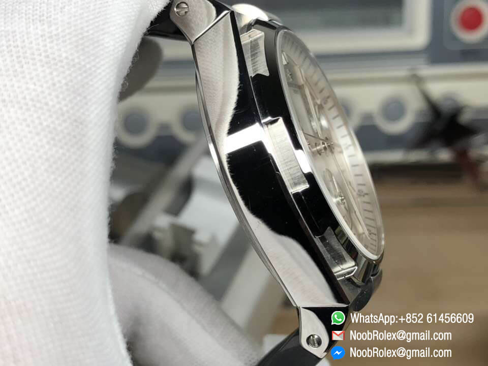 Overseas Dual Time Watch 47450/B01A-9226 Power Reserve Steel Case 1:1 Top Clone Edition Silver Dial on Black Rubber Strap A1222