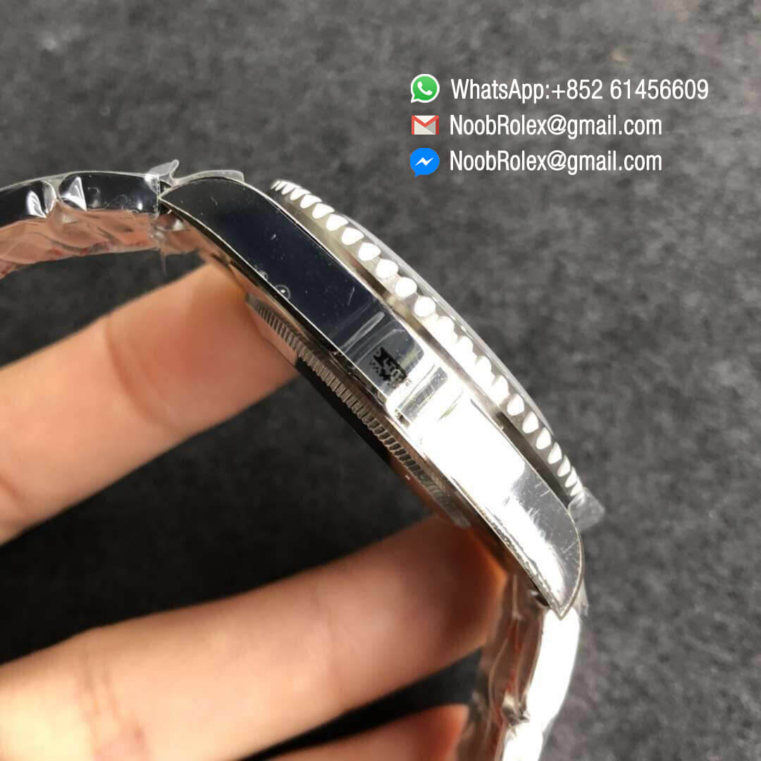 Rolex GMT-Master II 116710LN Noob Factory V9 904L Stainless Steel Case Black Ceramic Bezel Black Dial Green GMT Hander 1:1 Top Clone Quality A3186 Correct Hand Stack