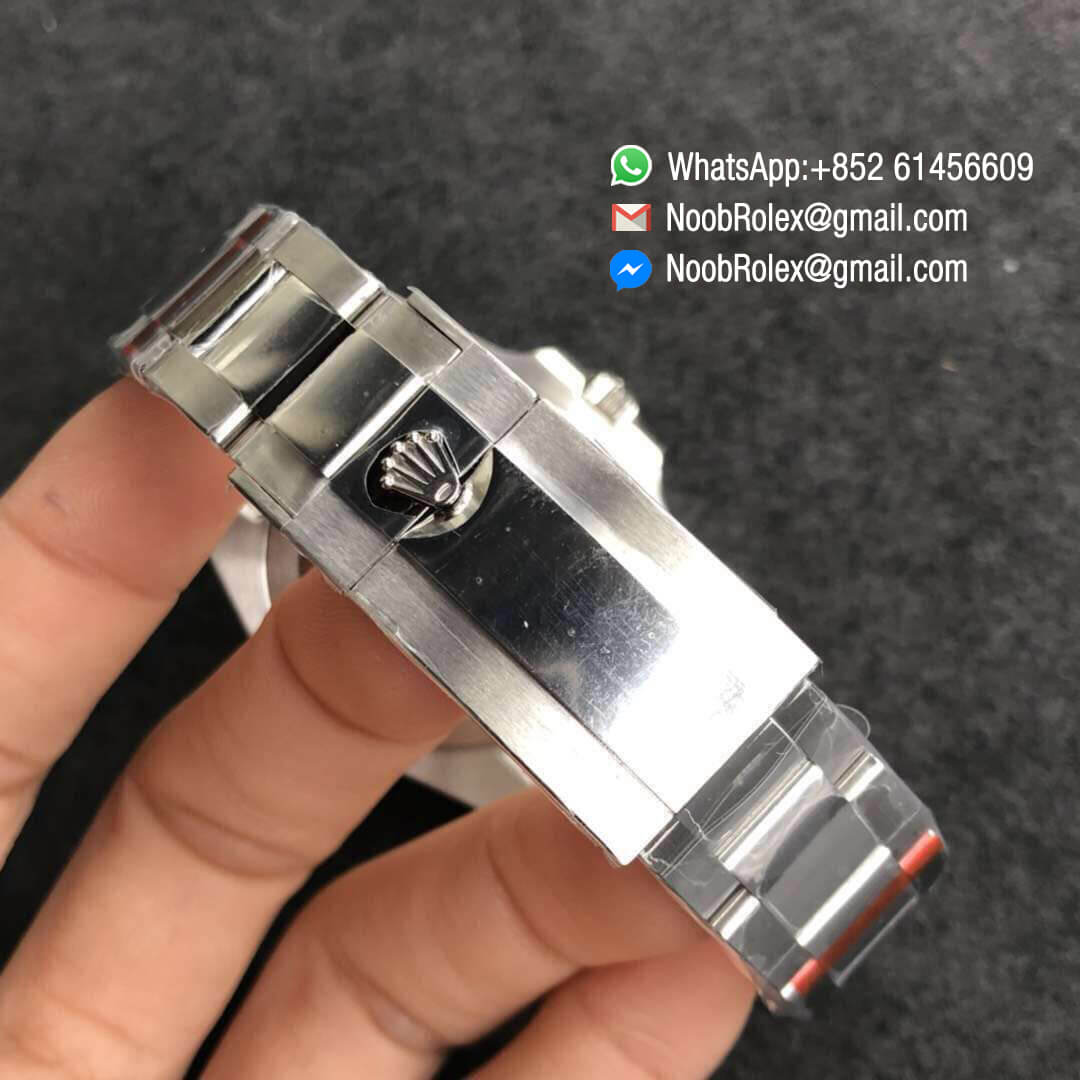 Rolex GMT-Master II 116710LN Noob Factory V9 904L Stainless Steel Case Black Ceramic Bezel Black Dial Green GMT Hander 1:1 Top Clone Quality A3186 Correct Hand Stack