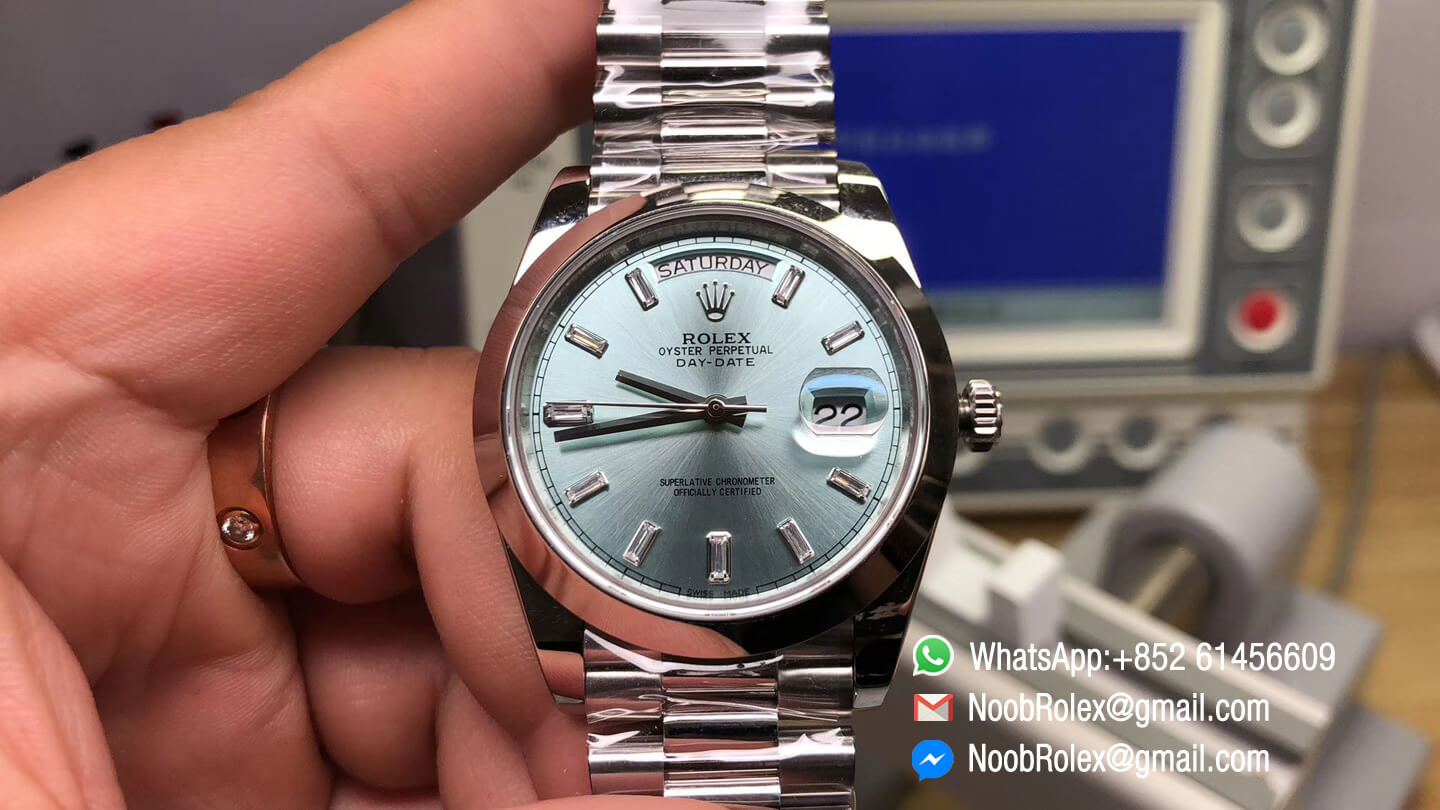 Day-Date II Day Date Stainless Steel Case & Bracelet Polished Bezel with Ice Blue Dial and Crystal Markers 1:1 Best Quality A3255