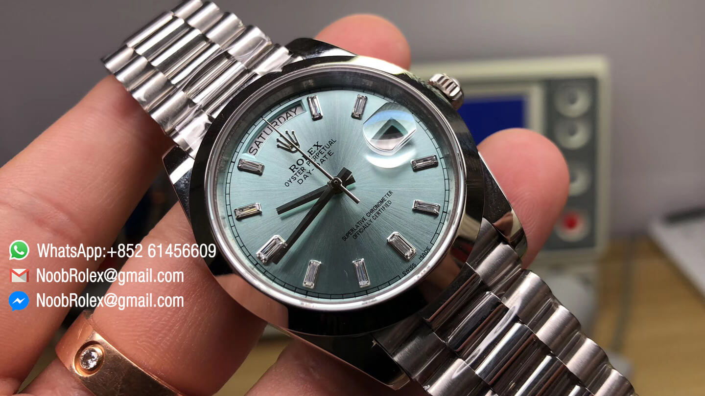 Day-Date II Day Date Stainless Steel Case & Bracelet Polished Bezel with Ice Blue Dial and Crystal Markers 1:1 Best Quality A3255