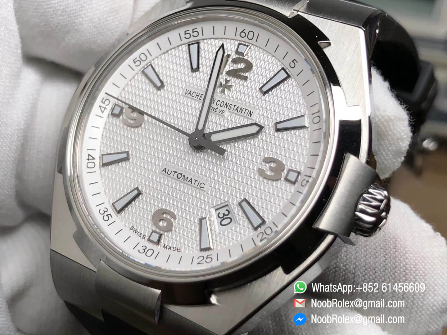 Overseas Stainless Steel Case White Textured Dial on Black Rubber Strap MIYOTA 9015 Automatic Movement 1:1 Best Edition