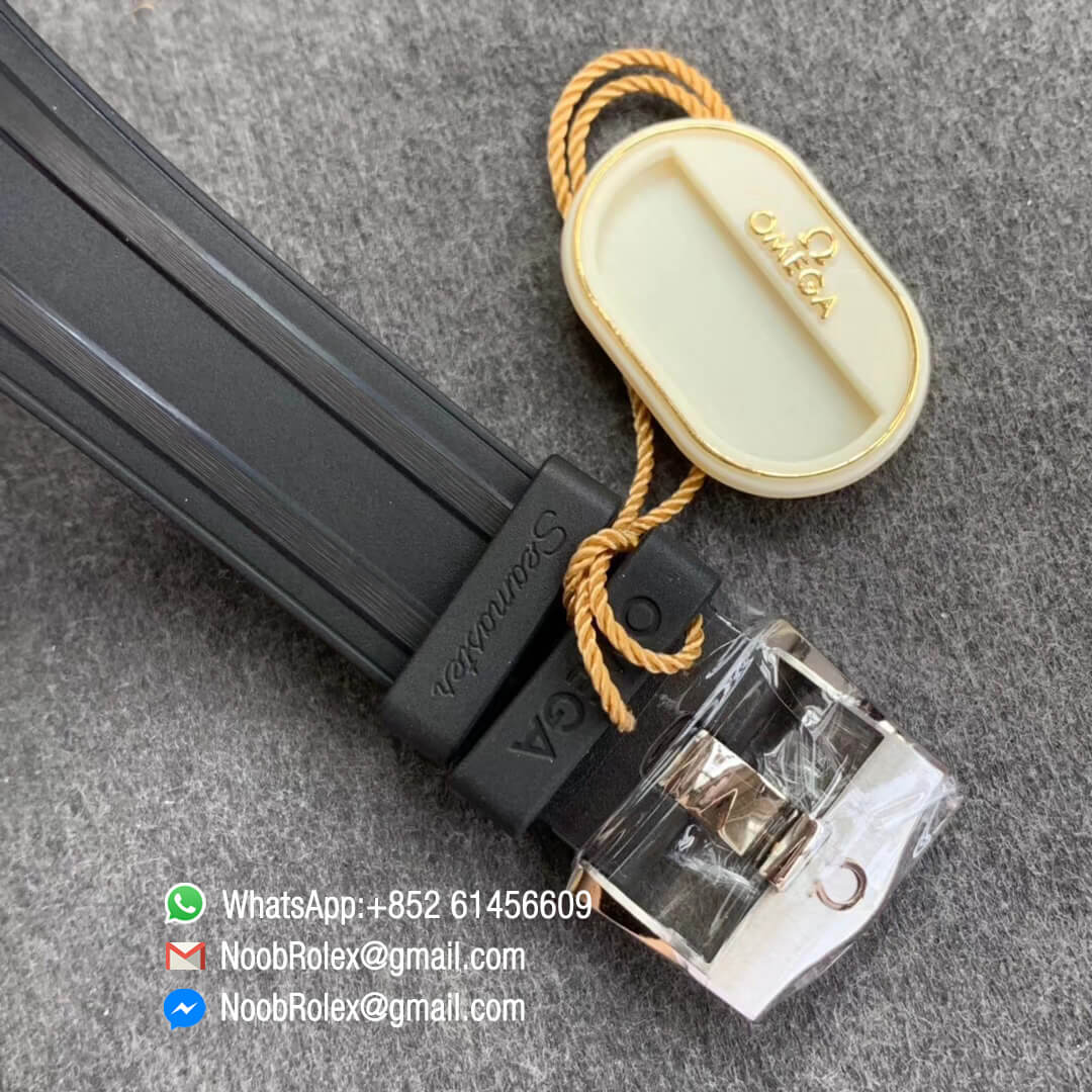 OM Factory Basel 2019 Seamaster Diver 300m Co Axial Black Ceramic White Dial on Black Rubber Strap A8800 06