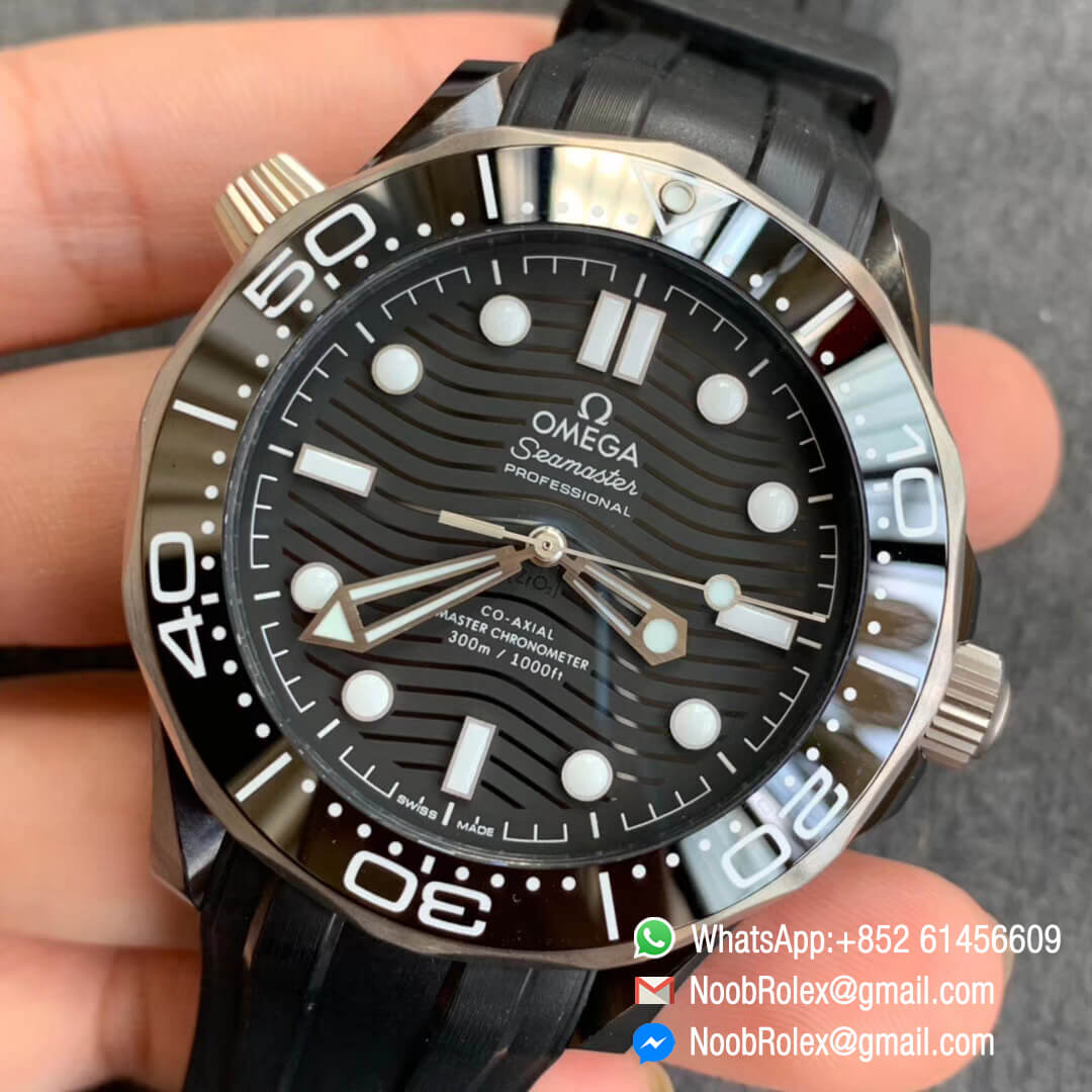 Swiss Watch Replica Seamaster Diver 300M Black Dial Ceramic Case VS Factory Edition Rubber Strap A8806 - Noob Watch Time