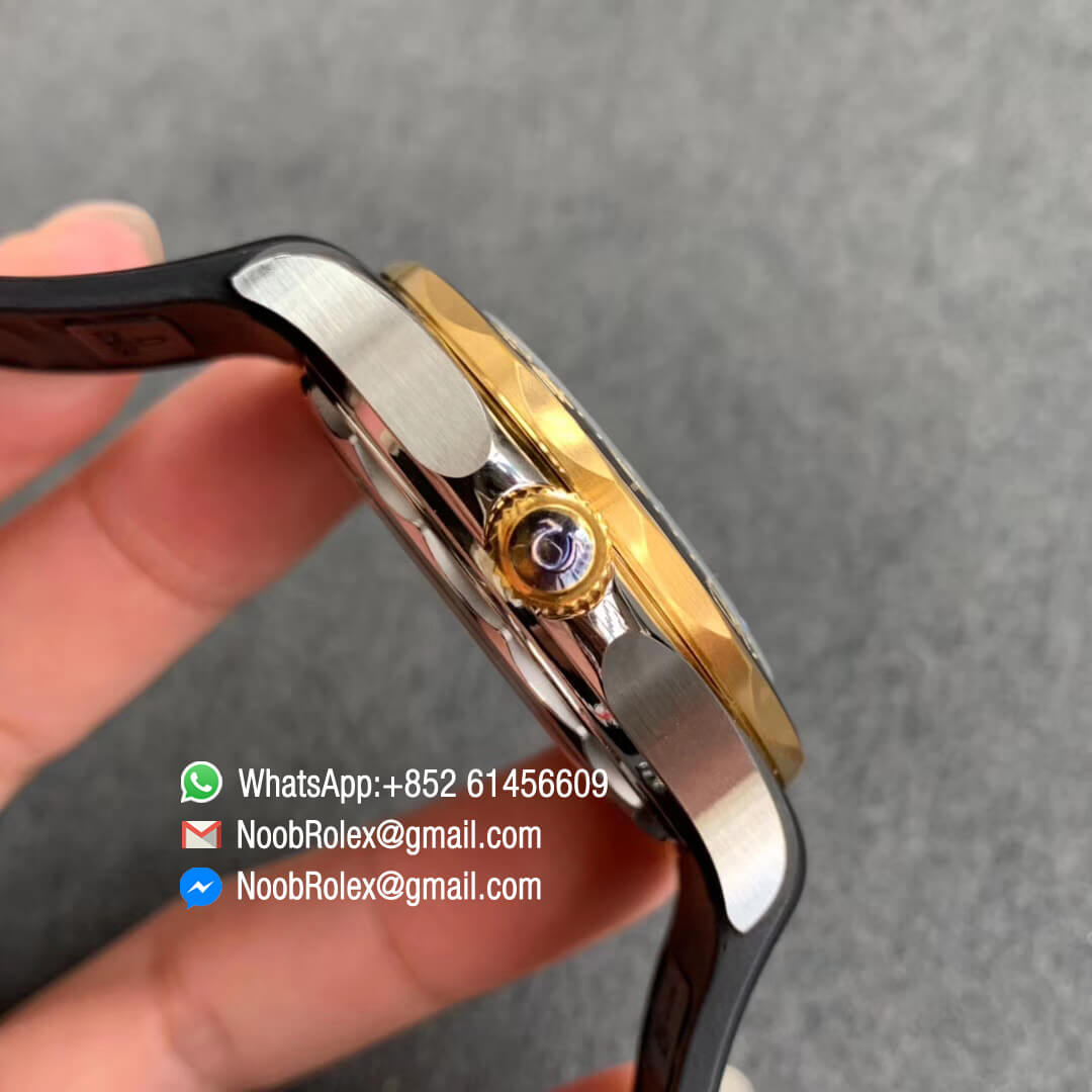 VS Factory Swiss Watch Replica Seamaster Diver 300M CO AXIAL Steel and Yello Gold Plated Bezel Black Dial on Black Rubber Strap A8800 Noob Watch Time 04