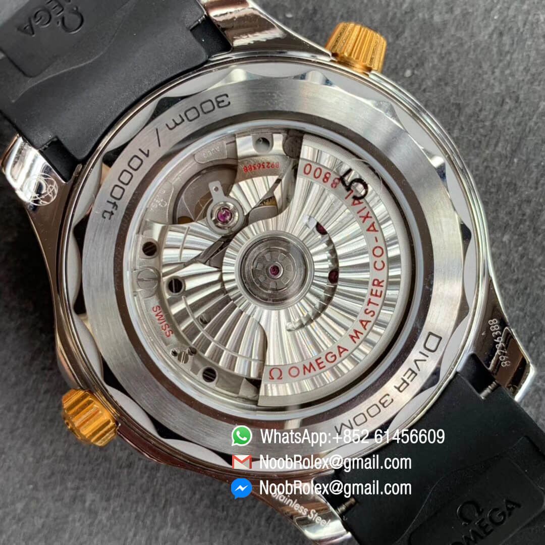 VS Factory Swiss Watch Replica Seamaster Diver 300M CO AXIAL Steel and Yello Gold Plated Bezel Black Dial on Black Rubber Strap A8800 Noob Watch Time 08