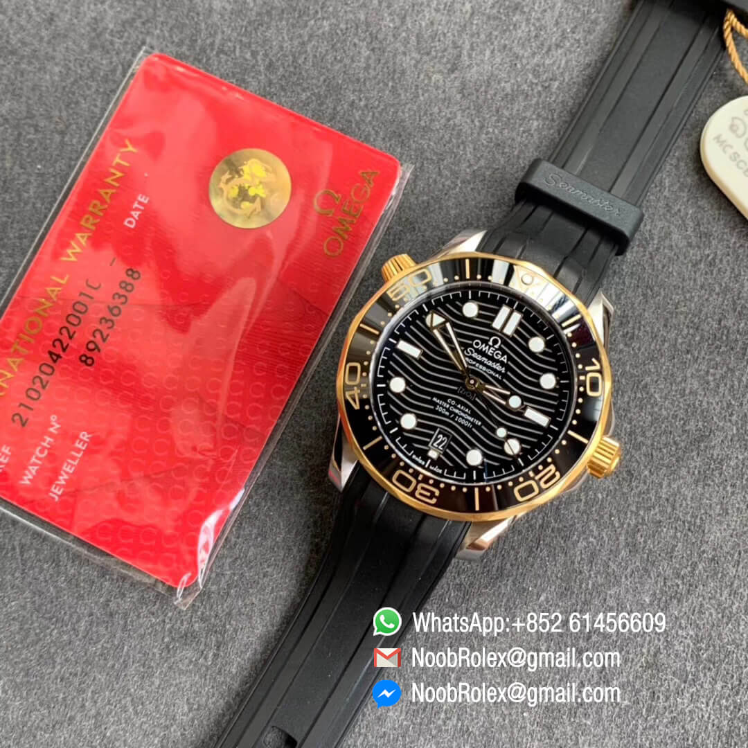 VS Factory Swiss Watch Replica Seamaster Diver 300M CO AXIAL Steel and Yello Gold Plated Bezel Black Dial on Black Rubber Strap A8800 Noob Watch Time 09