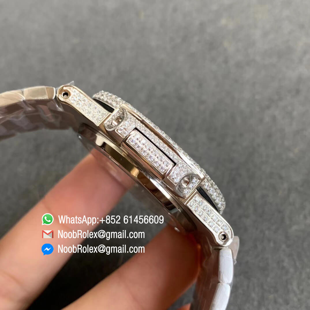 Patek Nautilus 5711 in Full Plated Diamonds Case Bracelet with Blue Dial A324 05 Patek Nautilus 5711 in Full Plated Diamonds Case Bracelet with Blue Dial A324 05