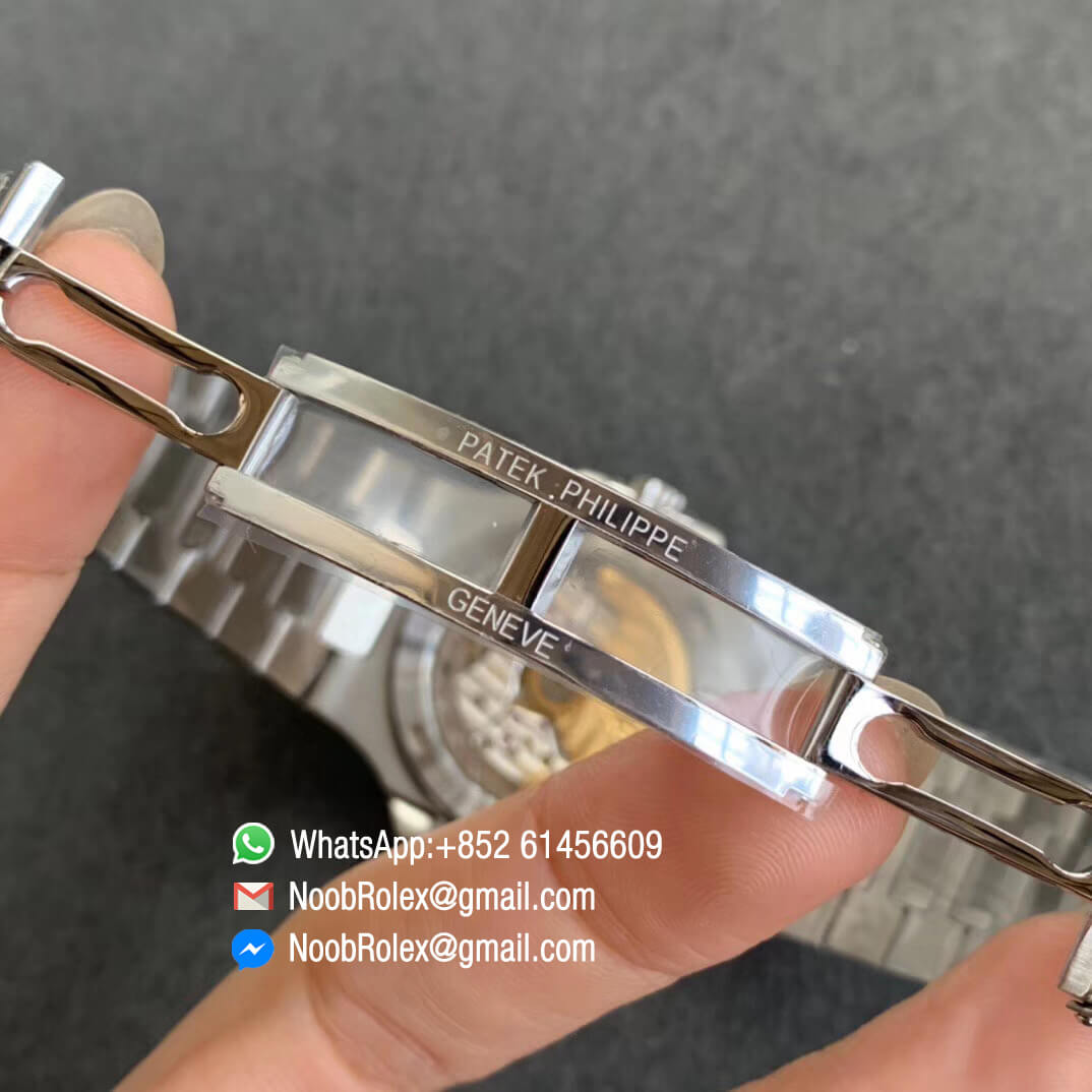 Patek Nautilus 5711 in Full Plated Diamonds Case Bracelet with Blue Dial A324 07 Patek Nautilus 5711 in Full Plated Diamonds Case Bracelet with Blue Dial A324 07