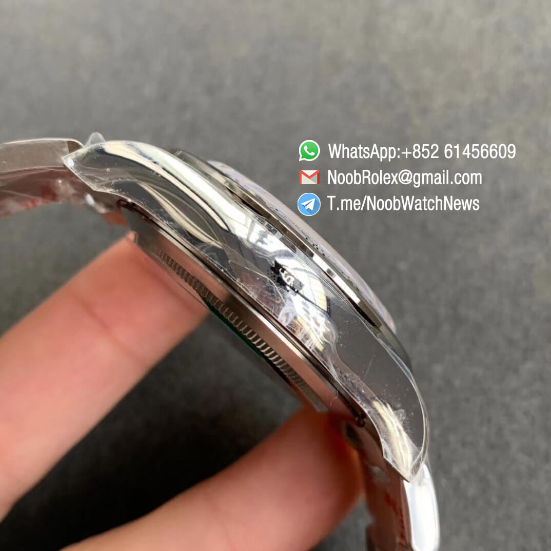 Noob Rolex Daytona 116509 SA4130 V3 904L Stainless Steel Case and Bracelet Grey Dial Black Sub Dial Chrono Full Functions 05