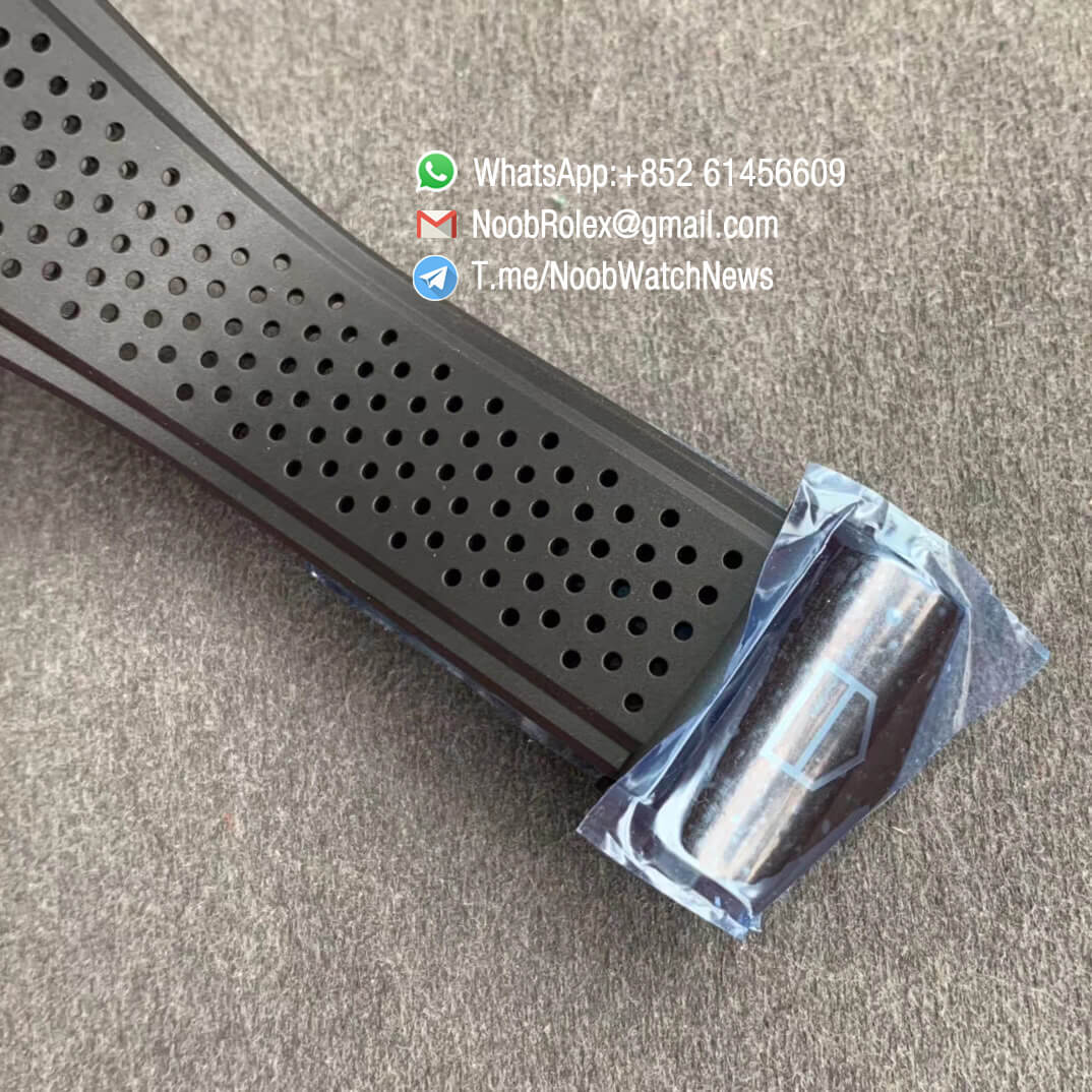 XF Best Quality Tag Heuer Carrera Heuer 01 Chrono PVD Steel Case Skeleton Dial Red Hand on Black Rubber Strap A1887 Movement 06