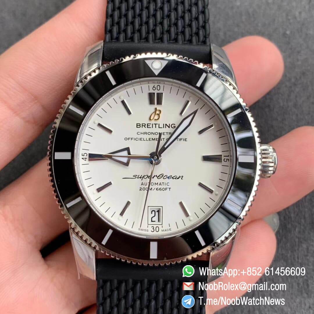 GF V2 Best Edition SuperOcean Heritage ii 42mm Steel Case White Dial Black Bezel on Black Rubber Strap A2824 01