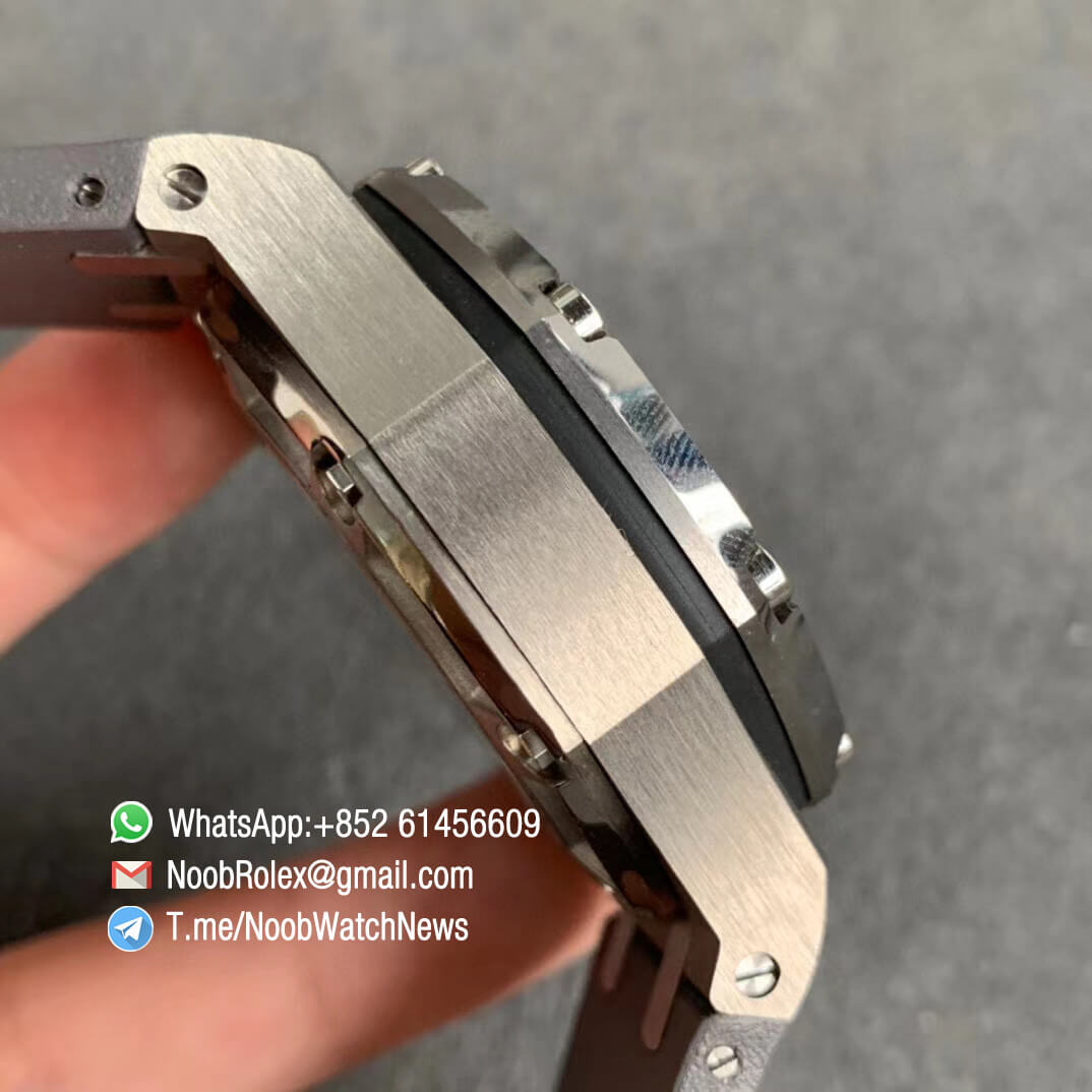 JF Top Replica Swiss Watch Royal Oak Offshore 44mm Steel Case Titanium Caseback Michael Schumacher Grey Dial Black Sub Dial Grey Rubber Strap A3126 Calibre 05