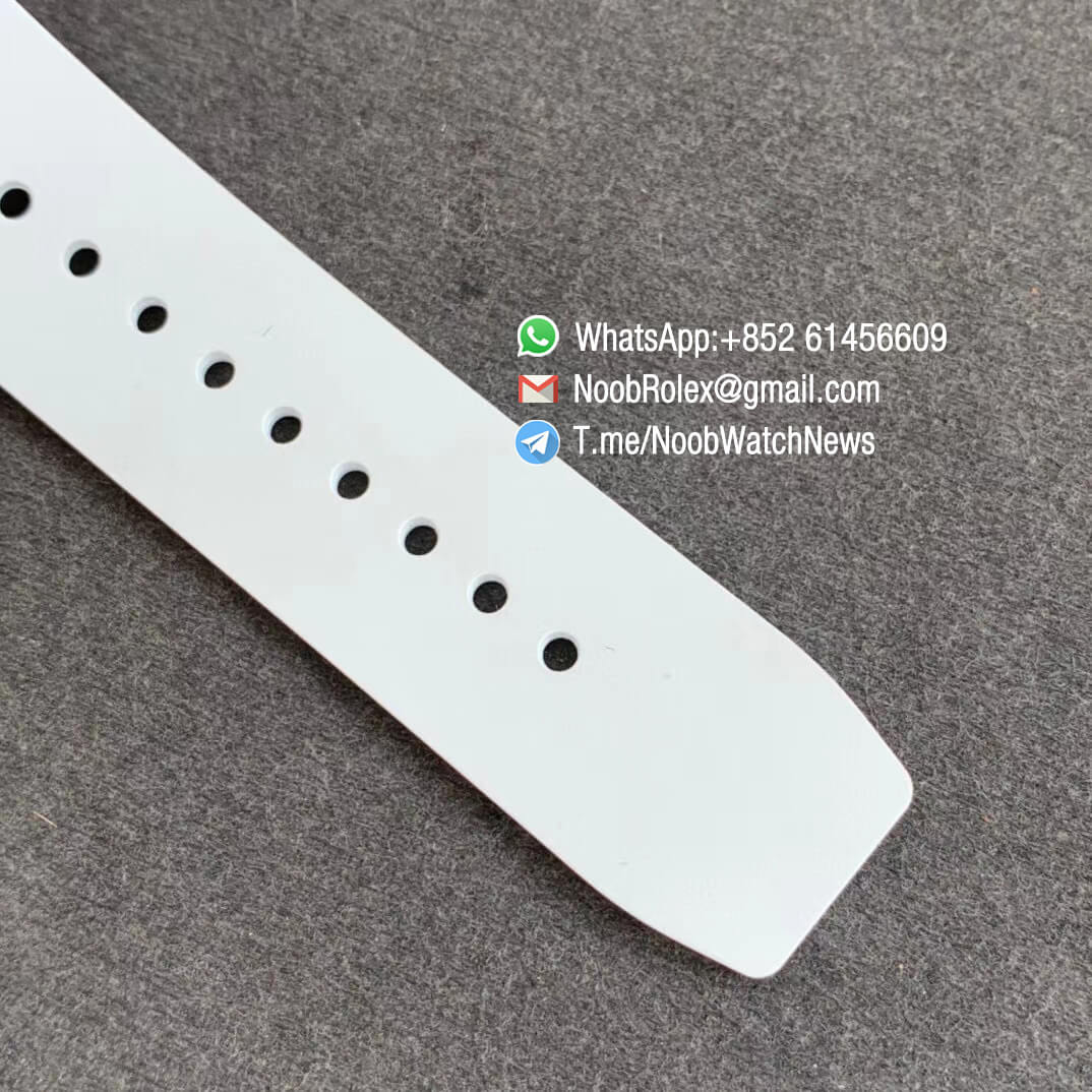 KVF V2 Sup Fake RM11 03 Forged Carbon Case Skeletonal Dial with Black Inner Bezel Rehaut on White Rubber Strap A7750 Chrono 07