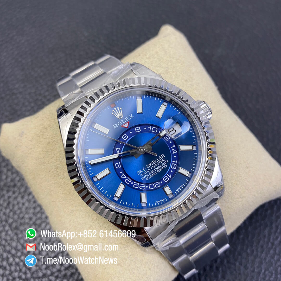 Noob Watch Quality Replica Sky Dweller 326934 Steel Case Blue Dial on Steel Bracelet Asian 9001 Movement Manual Month Display 03