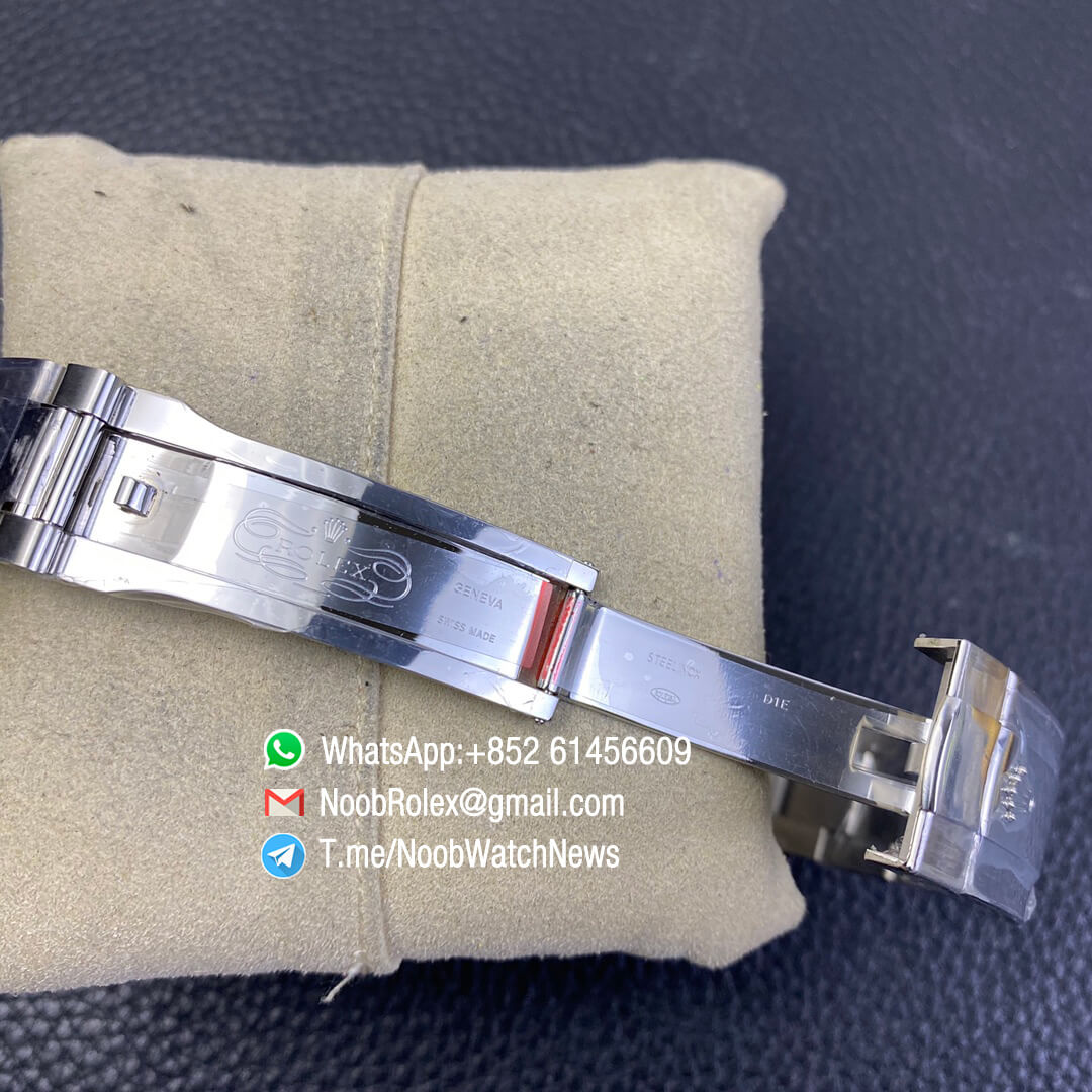 Noob Watch Quality Replica Sky Dweller 326934 Steel Case Blue Dial on Steel Bracelet Asian 9001 Movement Manual Month Display 11