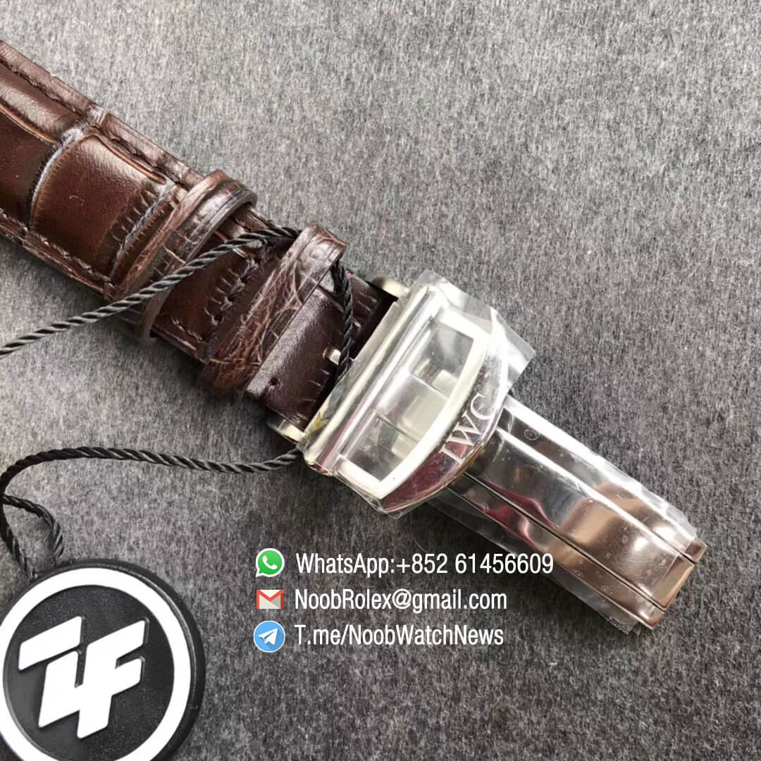 ZF Top Fake Portofino Chronograph IW3910 27 Steel Case 42mm Silver Dial Day Date on Brown Leather Strap A7750 06