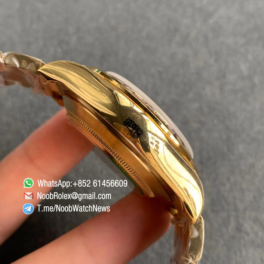 Replica Rolexes Daytona 116589RBOW Yellow Gold Rainbow Crystal Bezel Black Dial on Yellow Gold Bracelet A4130 BLF 05