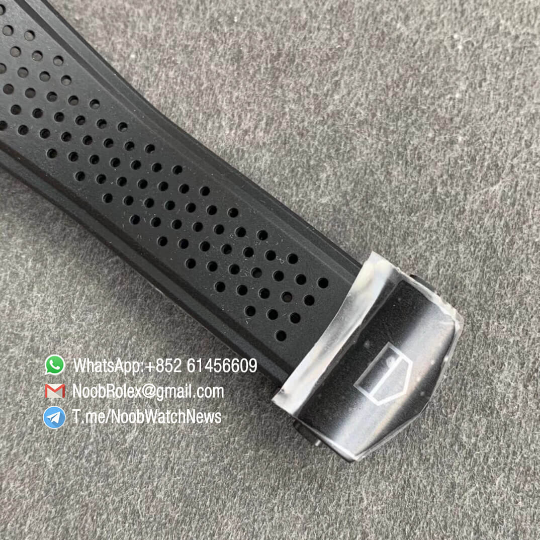 Calibre Heuer 01 Chrono 43mm Black Ceramic Case Skeleton Dial Red Hand on Black Rubber Strap A1887 XF Top Quality Replica 06