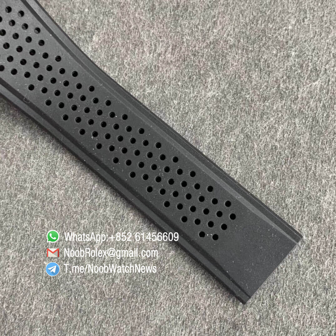 Calibre Heuer 01 Chrono 43mm Black Ceramic Case Skeleton Dial Red Hand on Black Rubber Strap A1887 XF Top Quality Replica 07