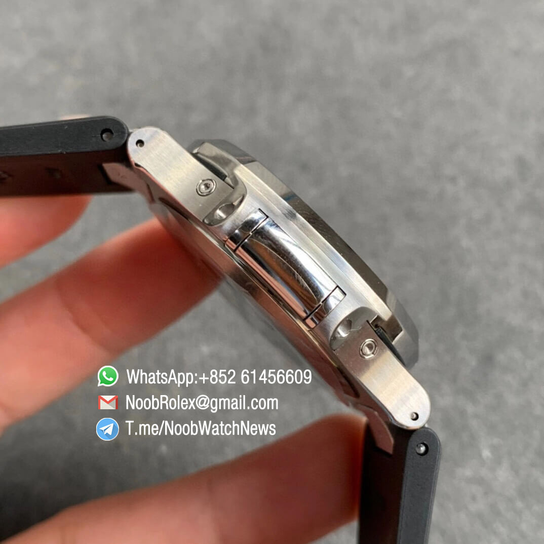 Patek Philippe Nautilus 5726 Complicated DayDate MonthMoonphase Steel Case Black Dial on Black Rubber Strap A324 GRF Top Clone 05