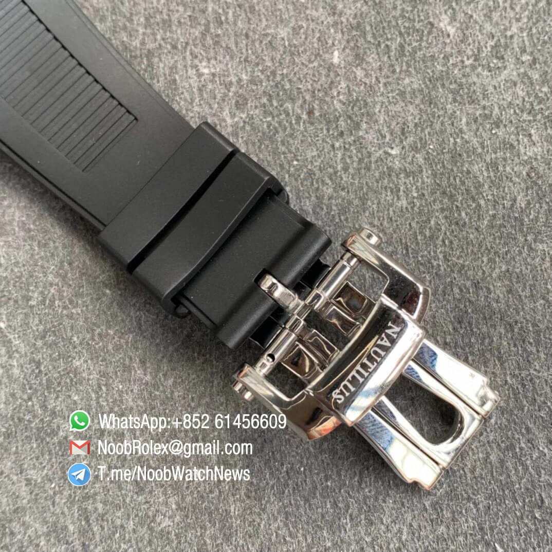 Patek Philippe Nautilus 5726 Complicated DayDate MonthMoonphase Steel Case Black Dial on Black Rubber Strap A324 GRF Top Clone 06