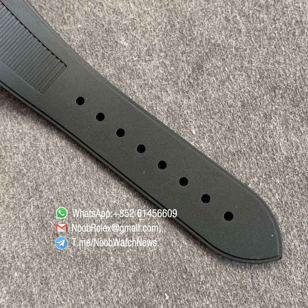 Patek Philippe Nautilus 5726 Complicated DayDate MonthMoonphase Steel Case Black Dial on Black Rubber Strap A324 GRF Top Clone 07