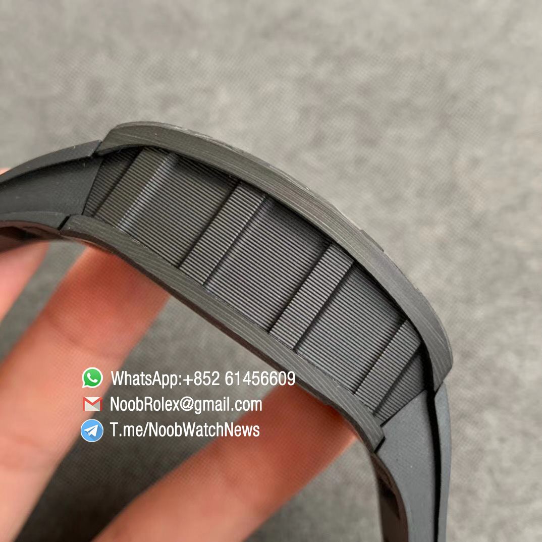 RM011 ROMAIN GROSJEAN LOTUS F1 TEAM NTPT Carbon Case Skeleton Dial with Red Crown on Black Rubber Strap Chrono A7750 KVF V2 Best Repwatch 05