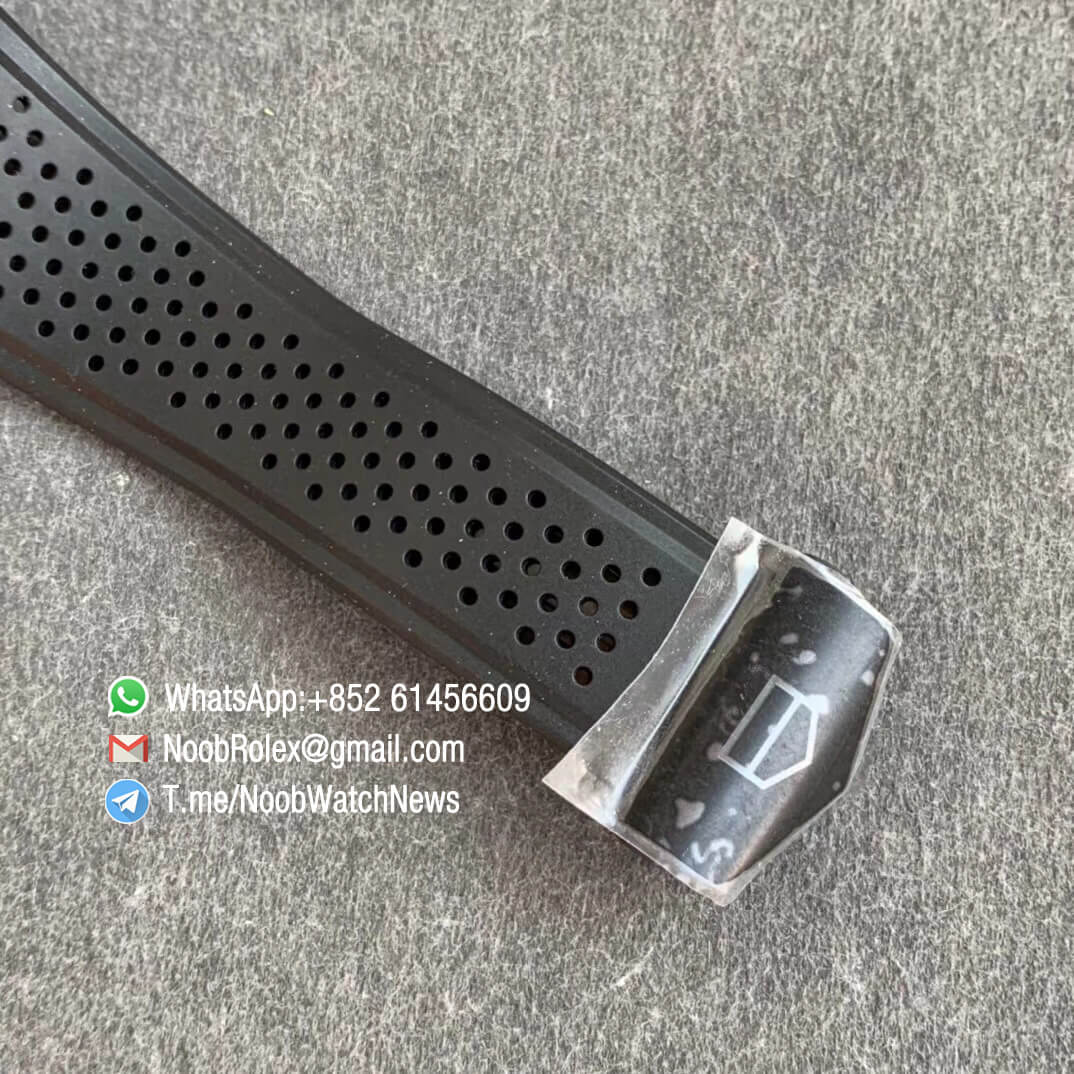 Tag Heuer Carrera Heuer 01 Chrono 43mm Ceramic Case Skeleton Dial on Black Rubber Strap A1887 XF Top Quality Replica Swiss Watch 06