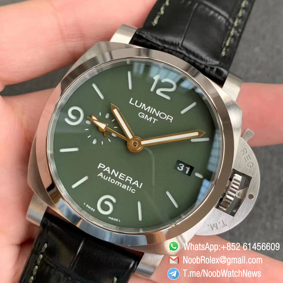 Panerai PAM 01056 Luminor GMT Automatic Green Dial Mahendra Singh Dhoni on Back Case Clone P9011 Movement VSF Top Replica Watch 03