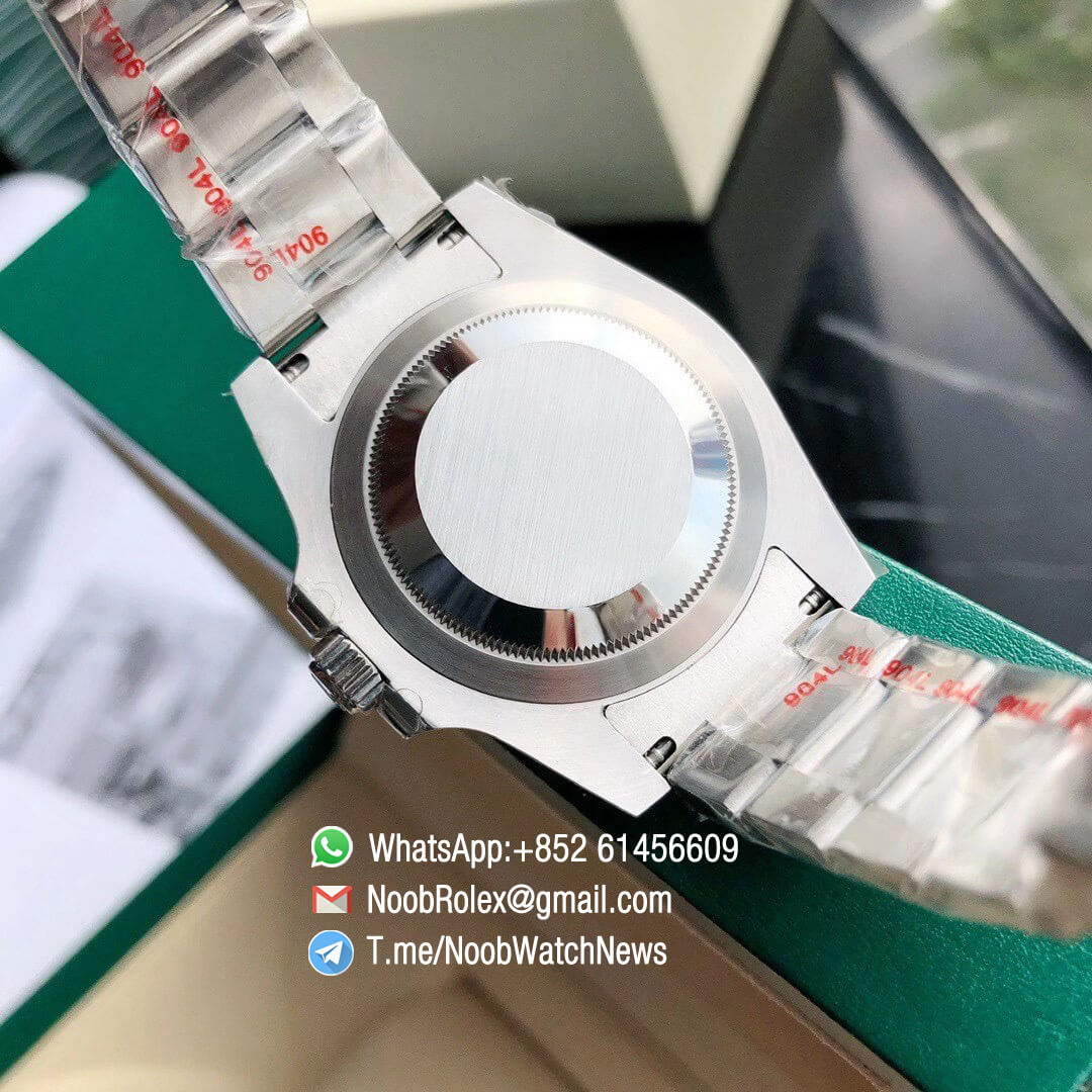 Rolex Submariner Date New Model 2020 126610LV 41MM Green Ceramic Bezel Black Dial with Crown Logo 6 oclock position 904L Oyster Bracelet ETA 2836 09