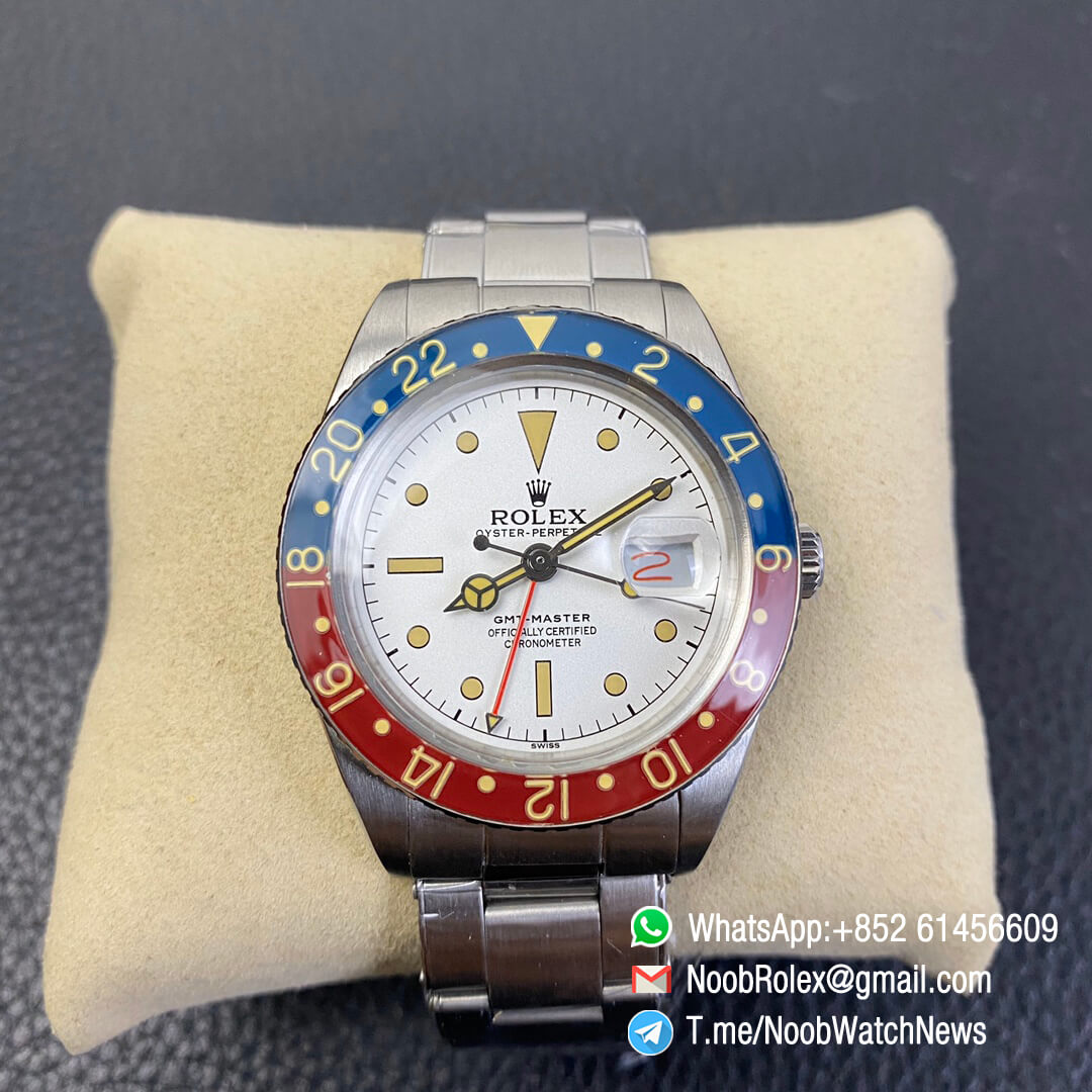 Vintage Rolex GMT Master Blue Red Bezel White Dial on Steel Case Bracelet A2836 High Quality Rep Rolexes 01