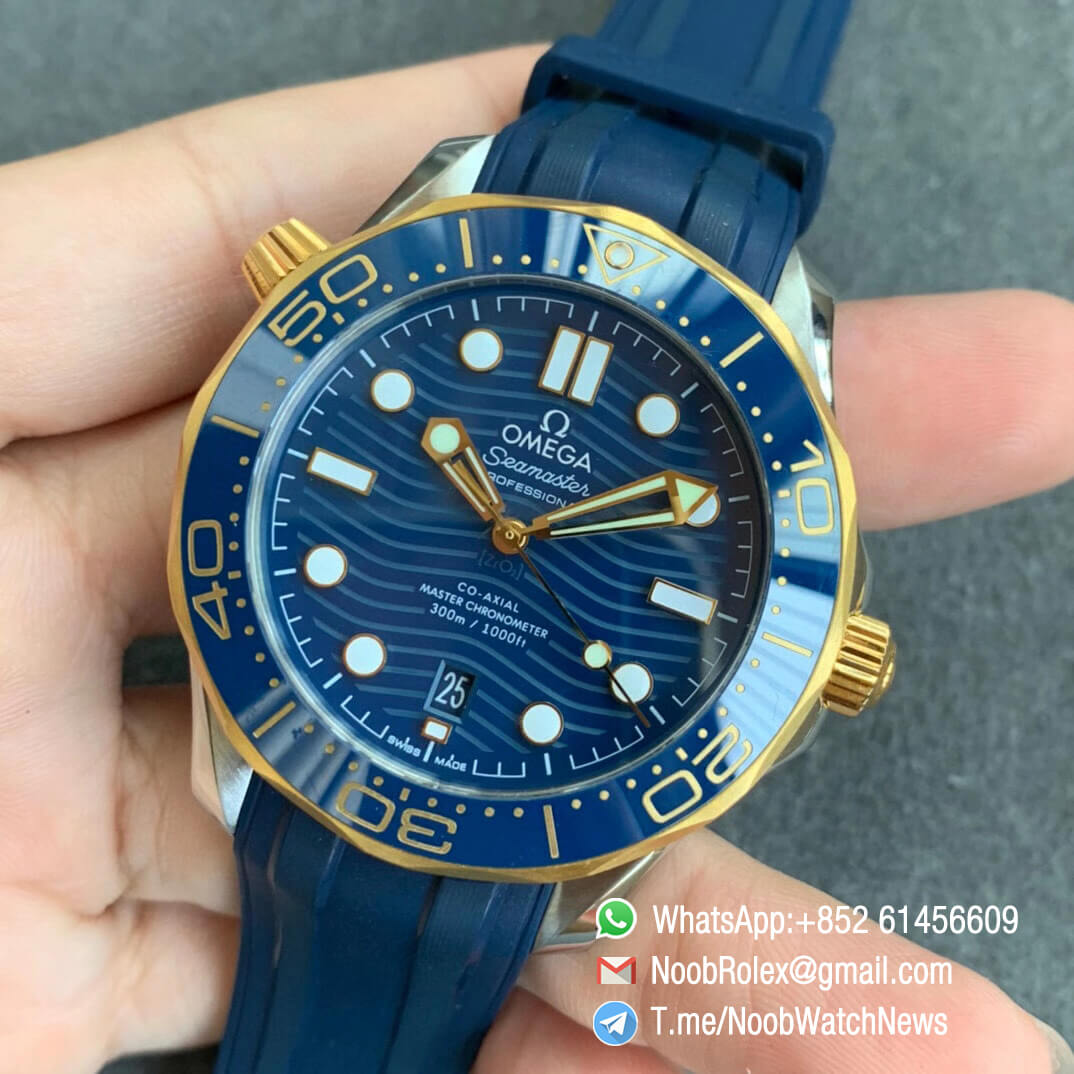 Omega Seamaster Diver 300M Steel Case Blue Wave Texture Dial 18k Yellow Gold Plated Bezel Blue Rubber Strap VSF Best Edition A8800 03