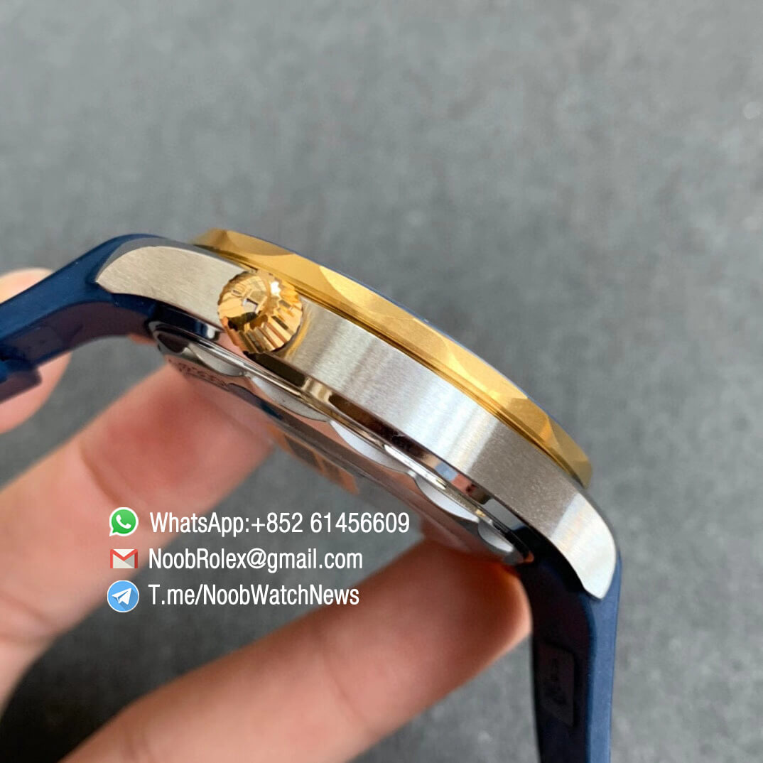 Omega Seamaster Diver 300M Steel Case Blue Wave Texture Dial 18k Yellow Gold Plated Bezel Blue Rubber Strap VSF Best Edition A8800 05