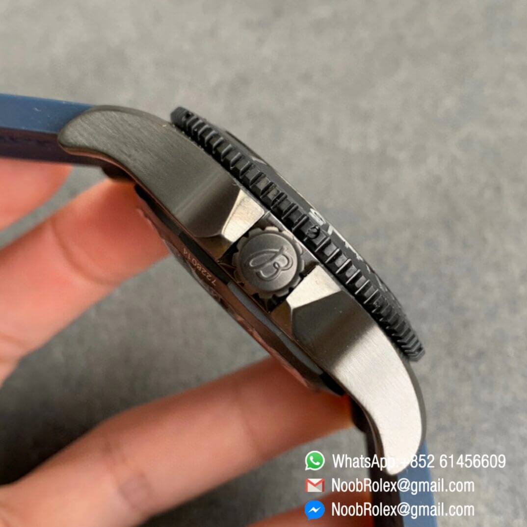 Noob Watch Time TF Best Replica Swiss Watch Breitling Superocean 44mm Blue Dial DLC Black Steel Case Blue Rubber Strap 04