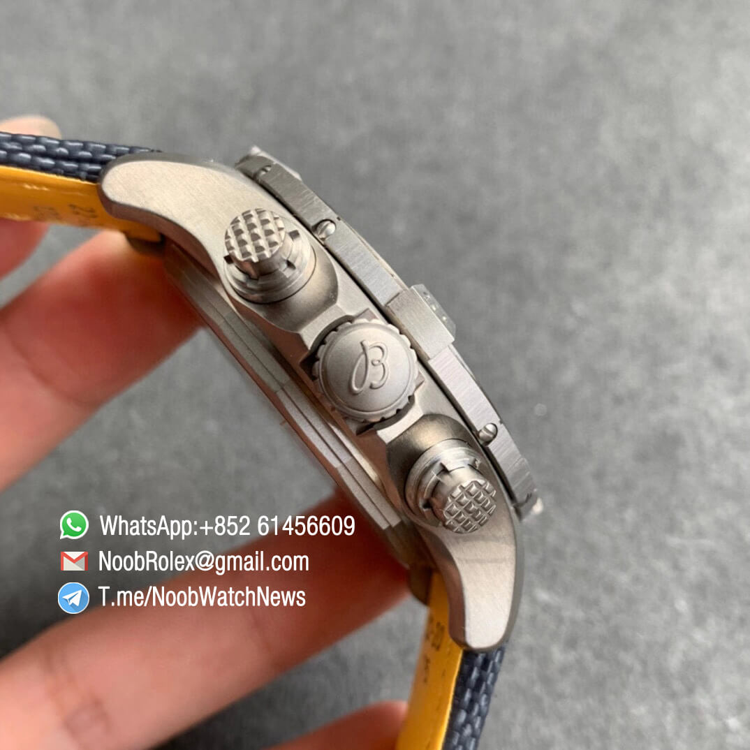 Noob Watch Time V9F Top Quality Fake Breitling Avenger Bandit Chrono Grey Dial Titanium Case Black Nylon Strap A7750 04