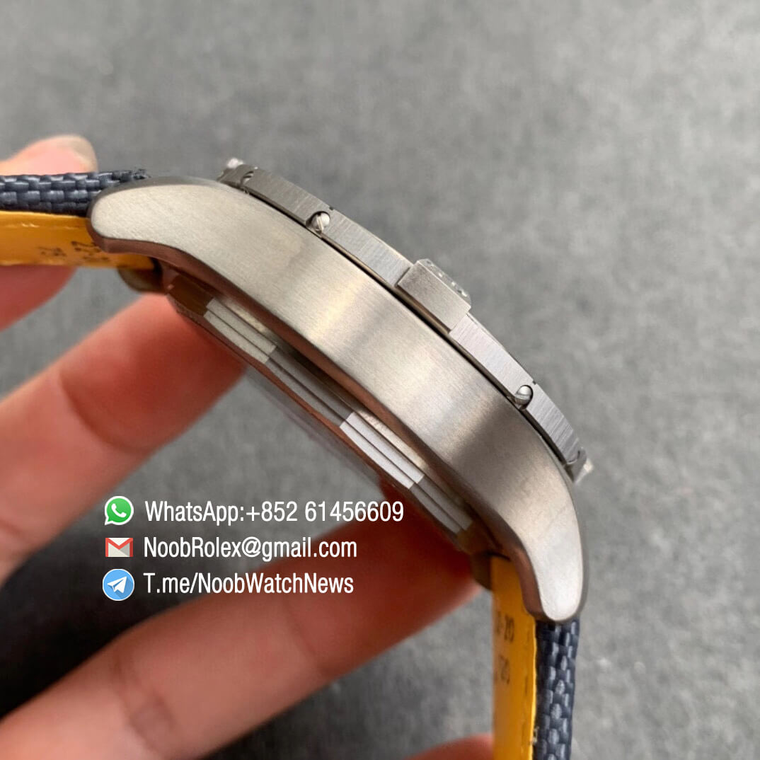 Noob Watch Time V9F Top Quality Fake Breitling Avenger Bandit Chrono Grey Dial Titanium Case Black Nylon Strap A7750 05