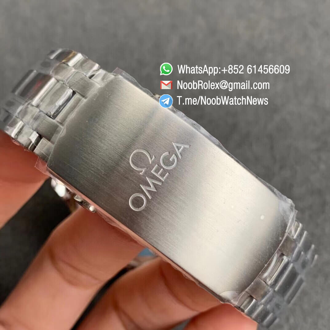 VSF Best Clone Watch Omega Seamaster Diver 300M Nekton Black Wave Textured Dial Titanium Bezel on Steel Bracelet A8806 06