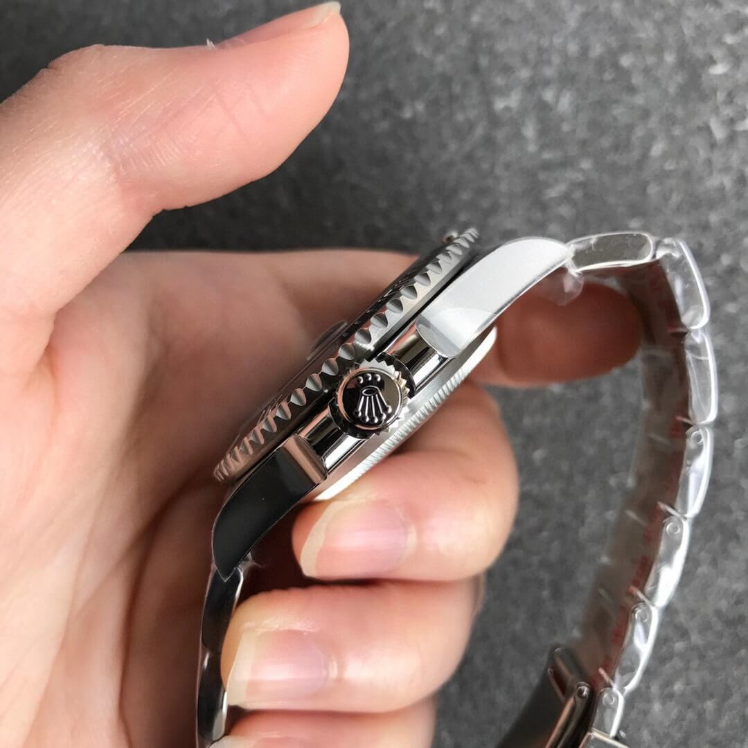 Noob V12 Rolex 116610LN Submariner Date Black Dial Black Ceramic Bezel in 904L Steel SA3135 Calibre 04