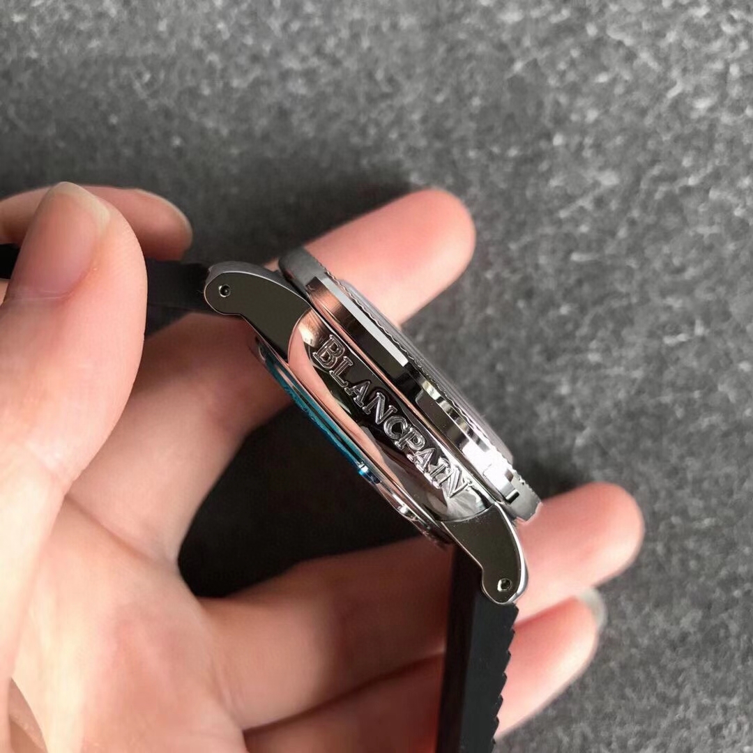 ZF Blancpain Fifty Fathoms 5008B Barakuda Sapphire Crystal Bezel Black Dial Steel Case on Black Rubber Strap A1151 05