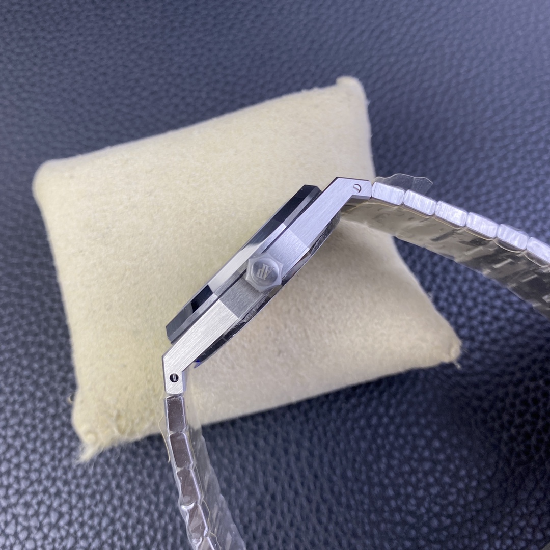 APSF Royal Oak 41mm 1017 ALYX 9SM Stainless Steel Case Bracelet Silver Dial SA3120 Movement 05