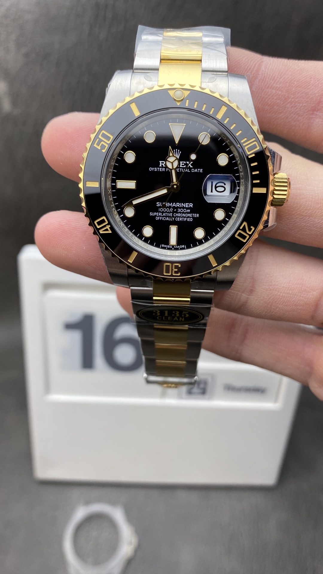 Clean Factory Rolex Submariner 116613LN Black Dial Black Ceramic Bezel 40mm 904 Steel Case Two Tone Yollow Gold Steel Oyster Bracelet VR3135 Movement Clean Factory Rolex Submariner 116613LN Black Dial Black Ceramic Bezel 40mm 904 Steel Case Two Tone Yollow Gold Steel Oyster Bracelet VR3135 Movement