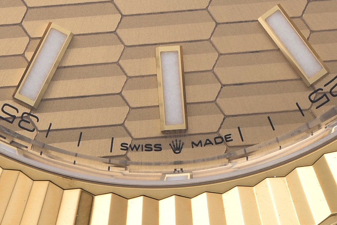 Clean Factory Datejust 126333 41mm Yellow Gold Fluted Textured Dial with Stick Markers Yellow Gold Bezel 3235 Movement Two Tone Jubilee Bracelet 04 Clean Factory Datejust 126333 41mm Yellow Gold Fluted Textured Dial with Stick Markers Yellow Gold Bezel 3235 Movement Two Tone Jubilee Bracelet 04