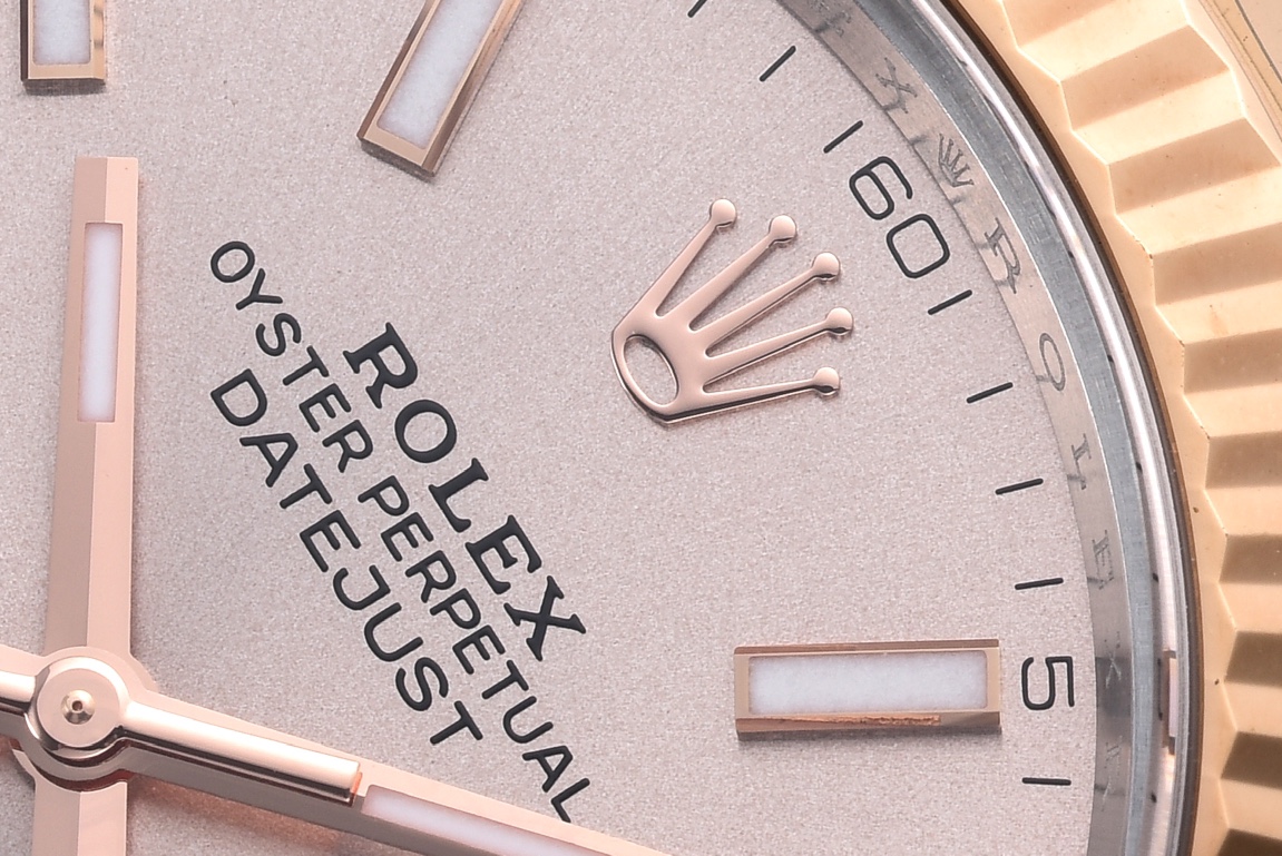 Victory Datejust 126331 41mm Rose Gold Sundust Dial with Stick Markers Rose Gold Bezel 904L Steel Case 3235 Movement Two Tone Oyster Bracelet 03 Clean Datejust 126331 41mm Rose Gold Sundust Dial with Stick Markers Rose Gold Bezel 904L Steel Case 3235 Movement Two Tone Oyster Bracelet 03