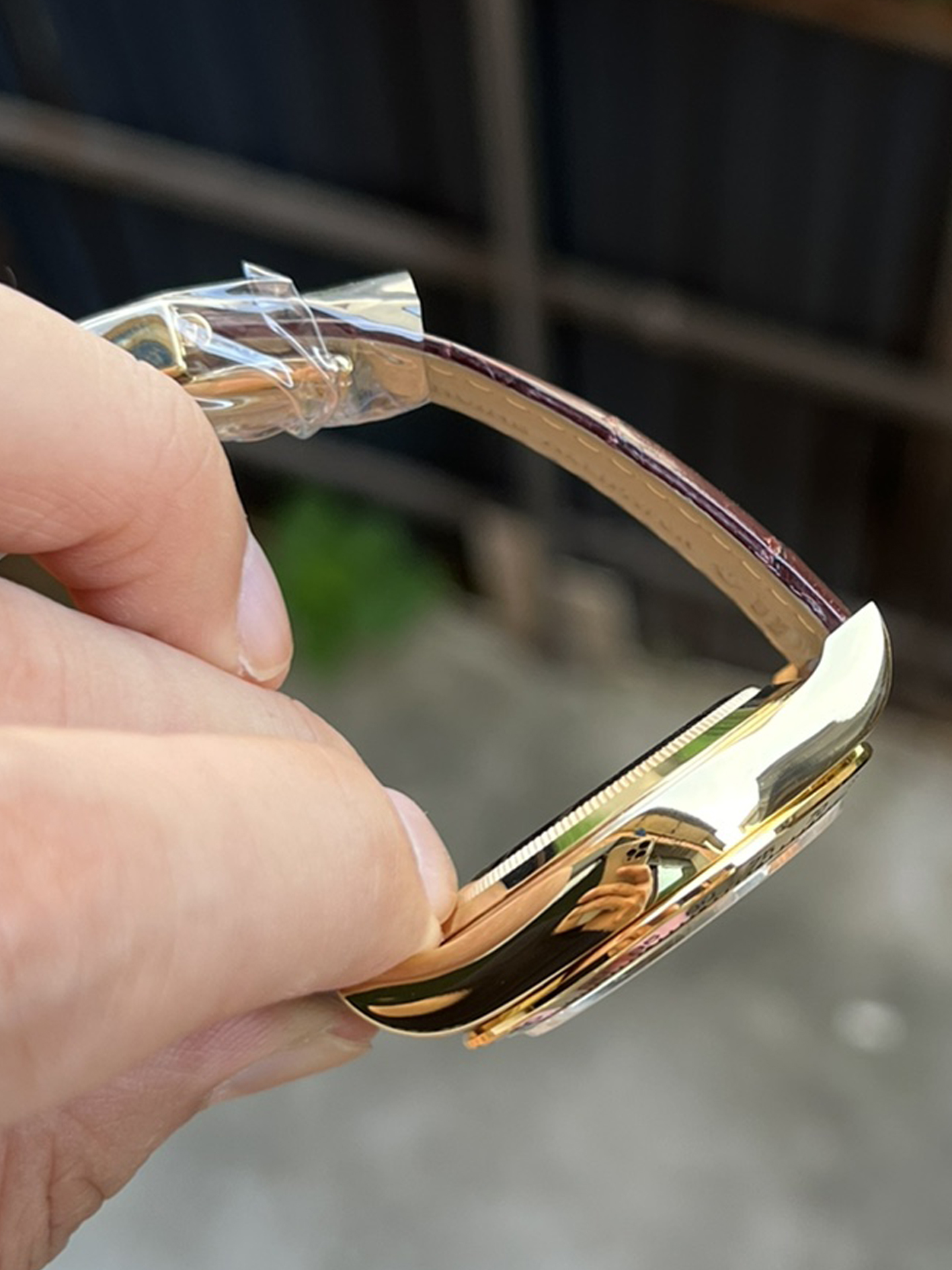 Clean Factory Daytona 116503 Black Mother of Pearl Dial Diamond Hour Markers Yellow Gold Bezel Alligator Strap DD4130 Caliber 05 Clean Factory Daytona 116503 Black Mother of Pearl Dial Diamond Hour Markers Yellow Gold Bezel Alligator Strap DD4130 Caliber 05