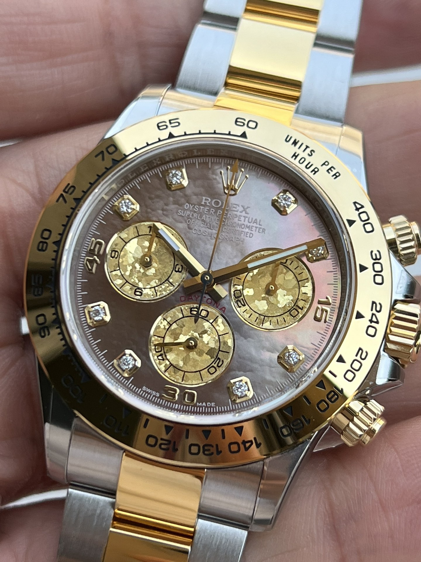 Clean Factory Daytona 116503 Black Mother of Pearl Dial Diamond Hour Markers Yellow Gold Bezel Two Tone Bracelet DD4130 Movement 02 Clean Factory Daytona 116503 Black Mother of Pearl Dial Diamond Hour Markers Yellow Gold Bezel Two Tone Bracelet DD4130 Movement 02
